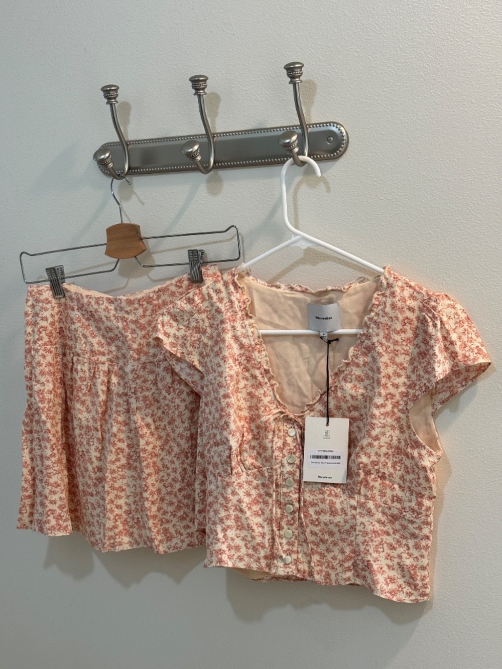 Reformation Dorothea Two Piece Natural - Size 0 - Picture 3 of 5